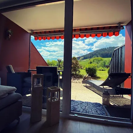 Ferienwohnung Guenter Im Tonbachtal شقة بيرسبرون